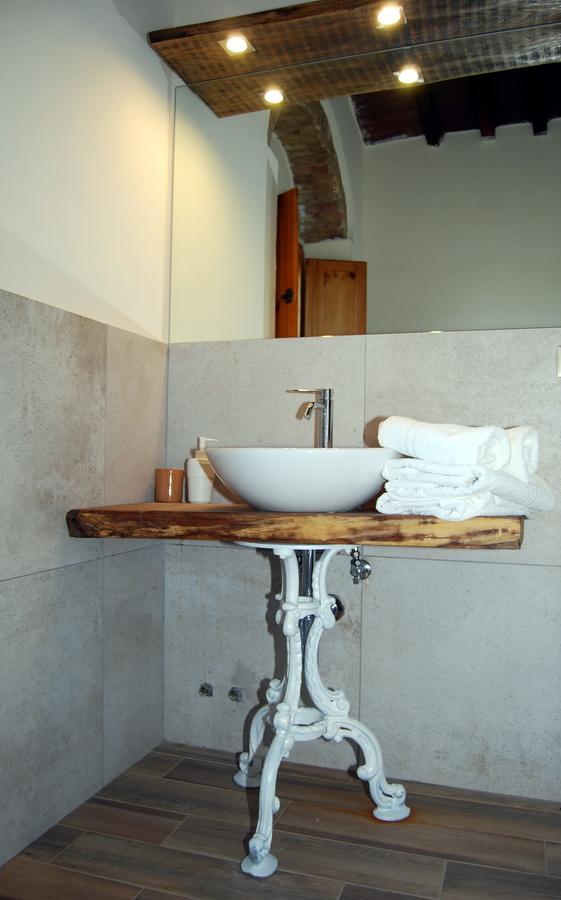 Agriturismo Fattoria Lischeto Volterra Luaran gambar