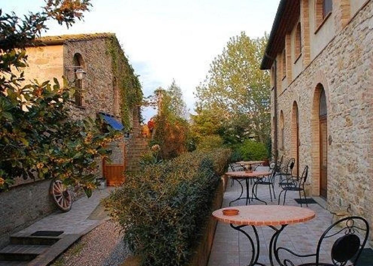 Agriturismo Fattoria Lischeto Volterra Luaran gambar